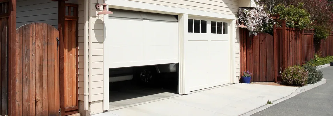 Repair Garage Door Won't Close Light Blinks in Vernon Hills, Illinois