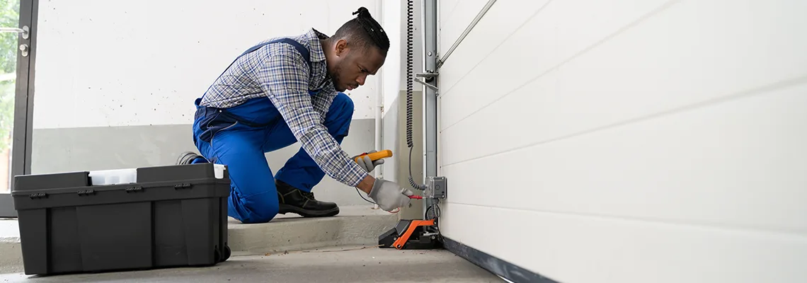 Liftmaster Garage Door Won't Move in Vernon Hills, Illinois